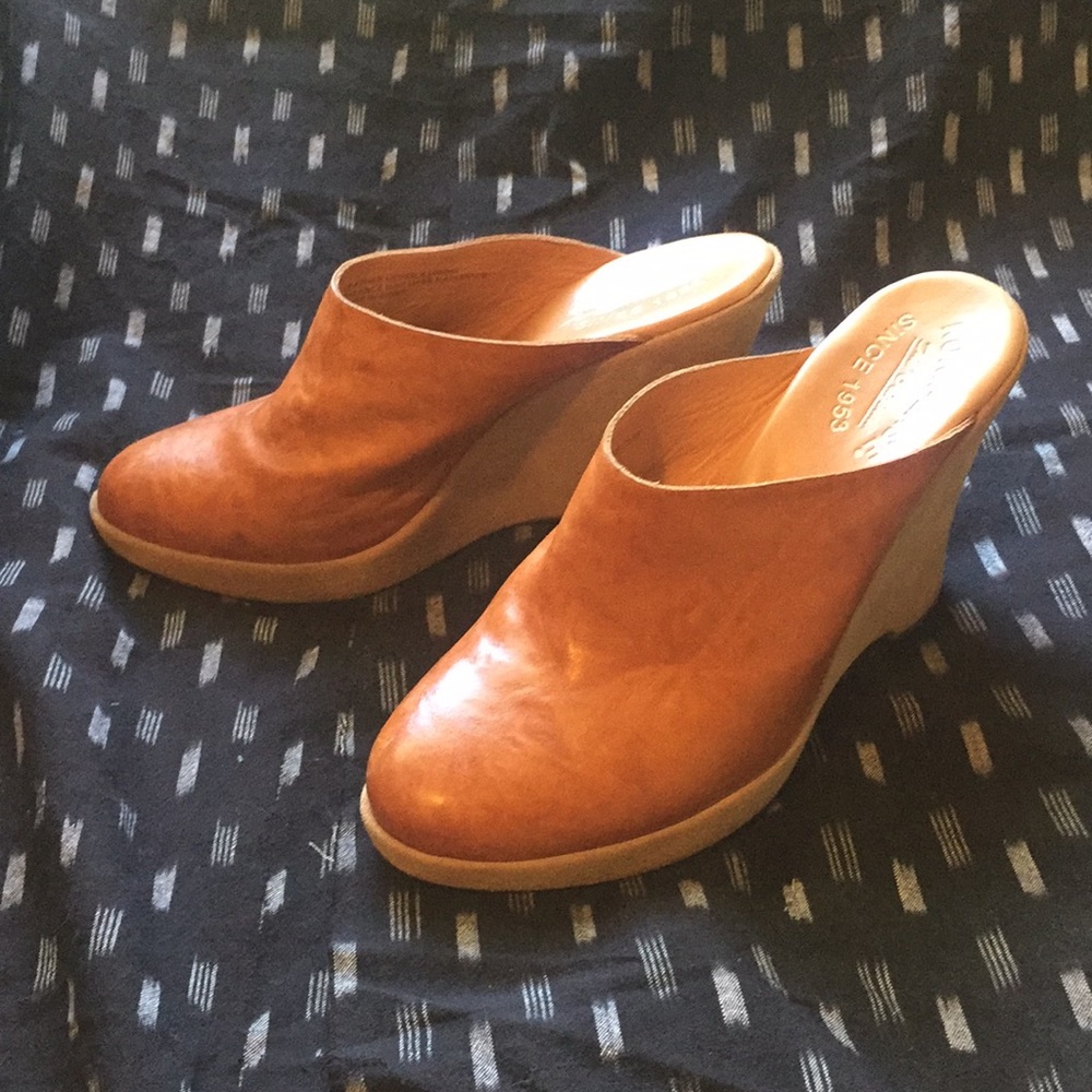 Kork-ease platform wedge mules honey brown leather